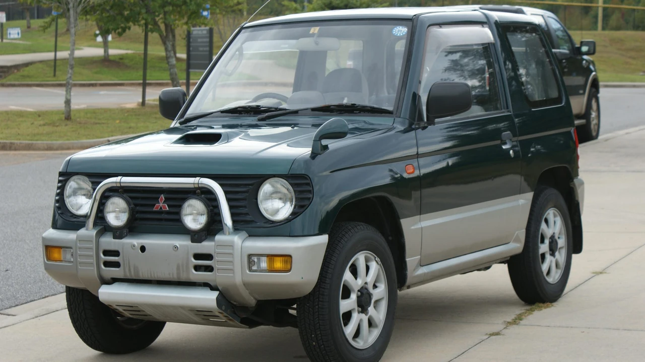 1995 Mitsubishi Pajero/Montero - Image 9 of 31