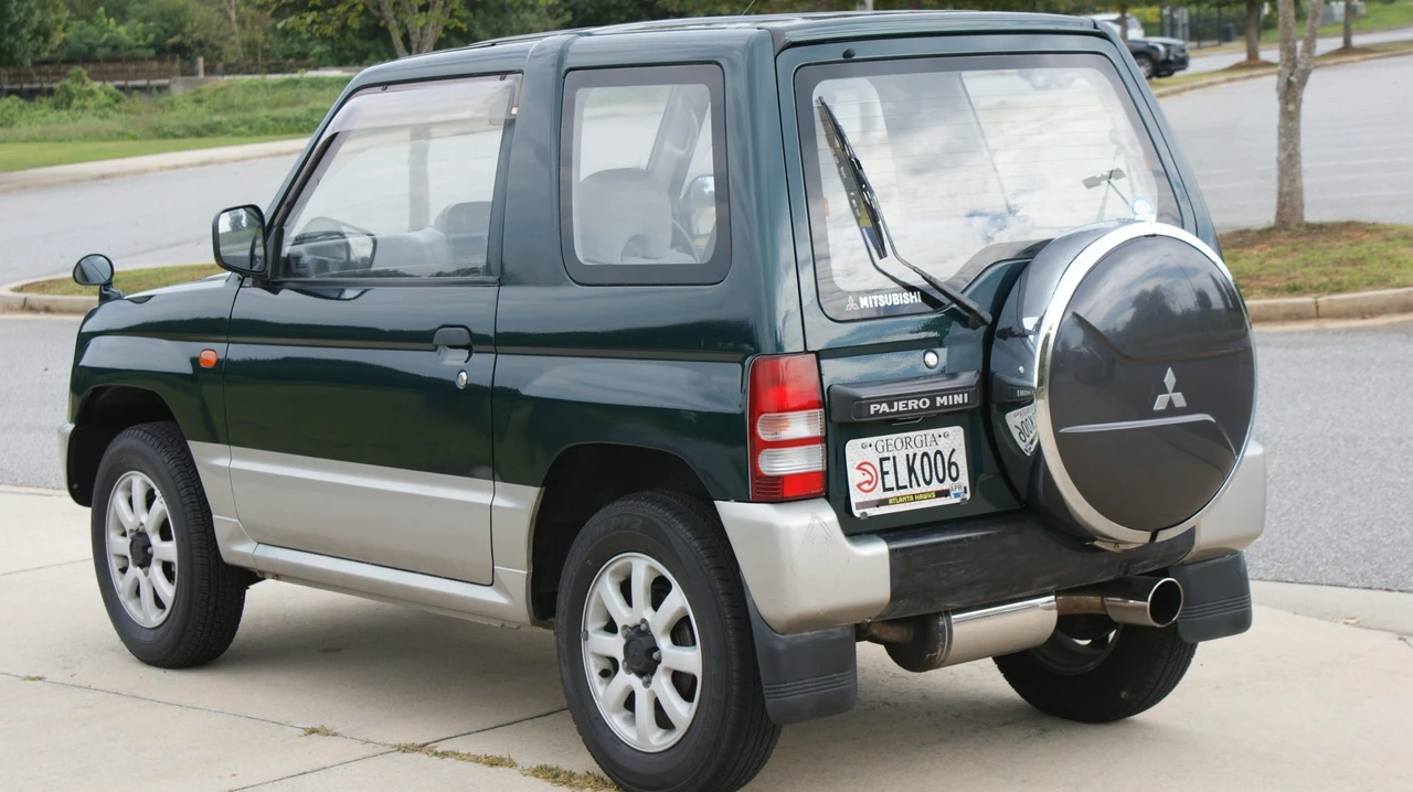 1995 Mitsubishi Pajero/Montero - Image 11 of 31