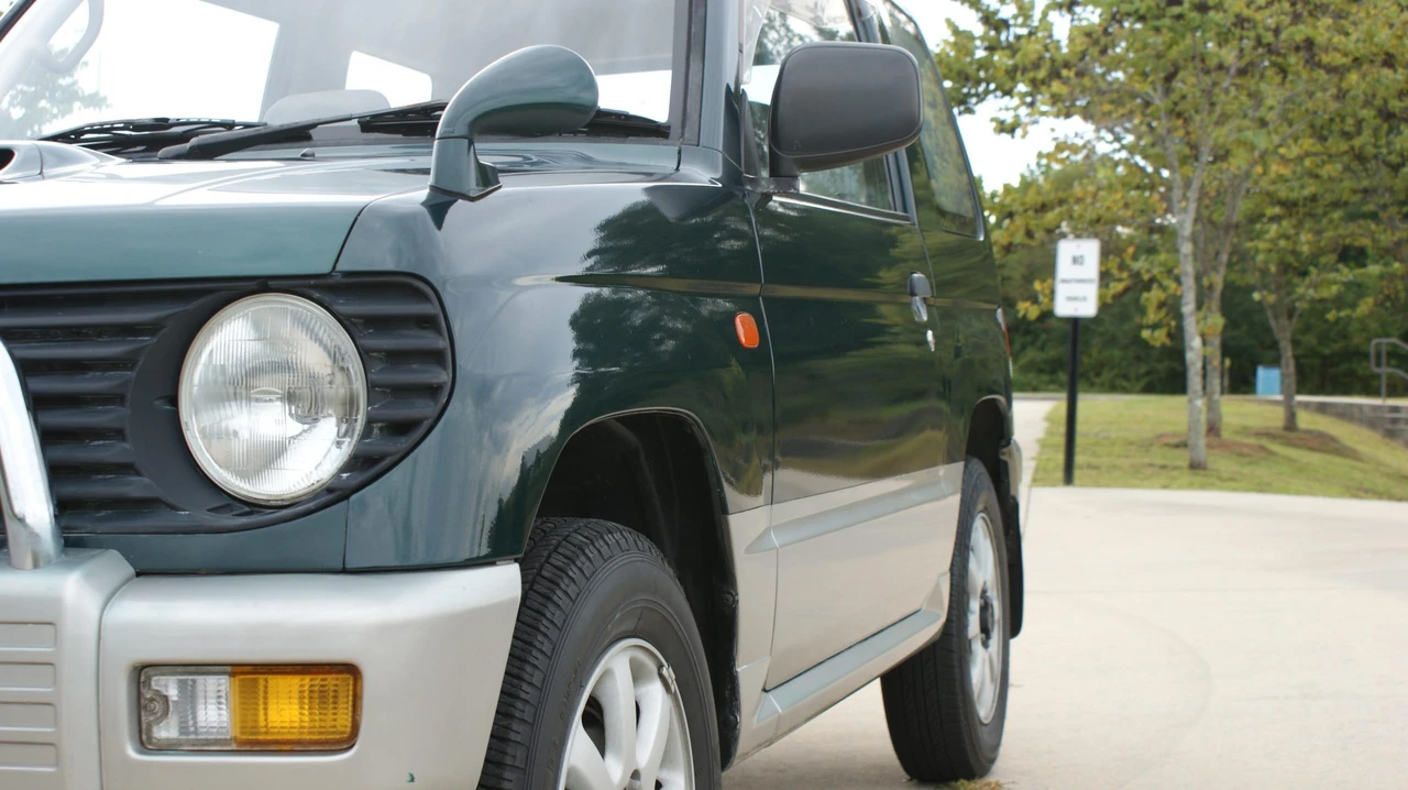 1995 Mitsubishi Pajero/Montero - Image 16 of 31