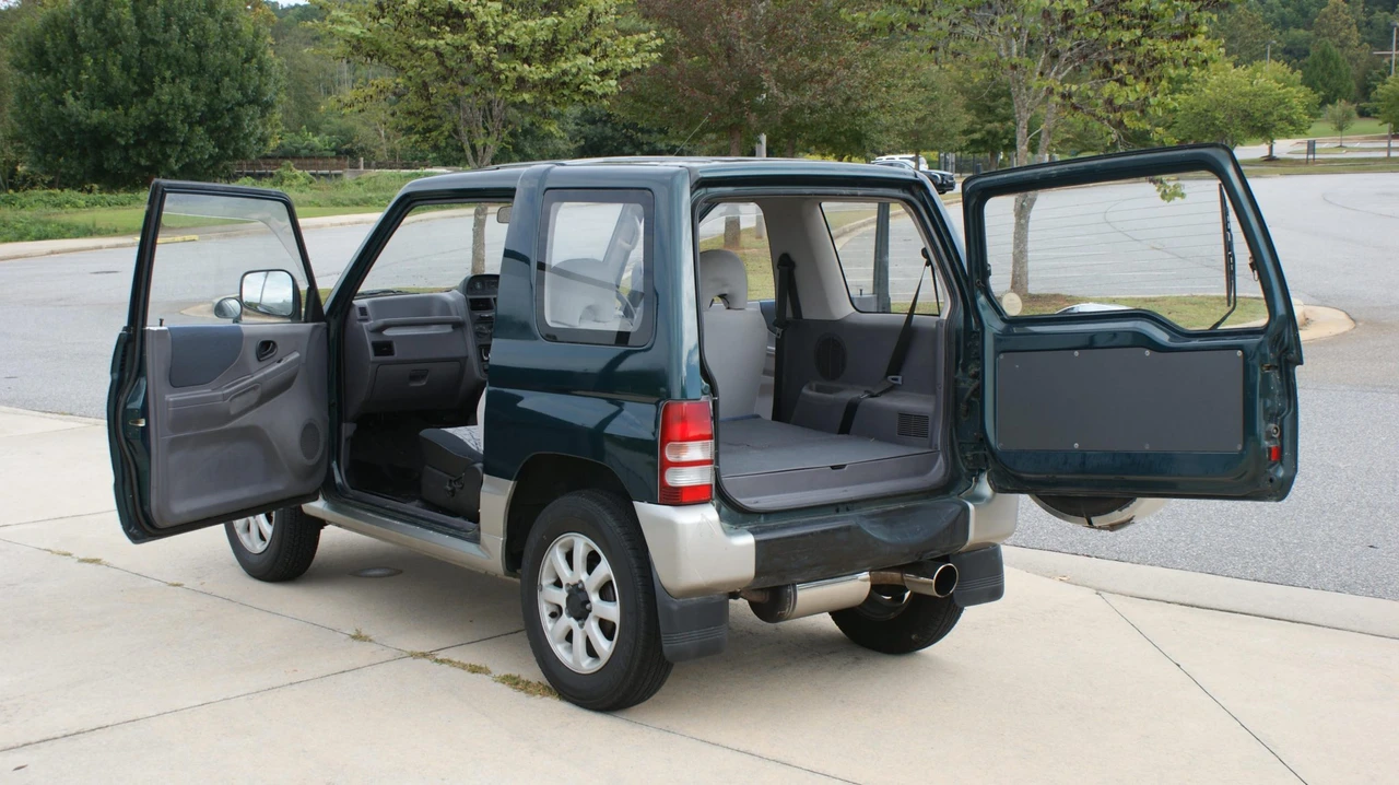 1995 Mitsubishi Pajero/Montero - Image 23 of 31