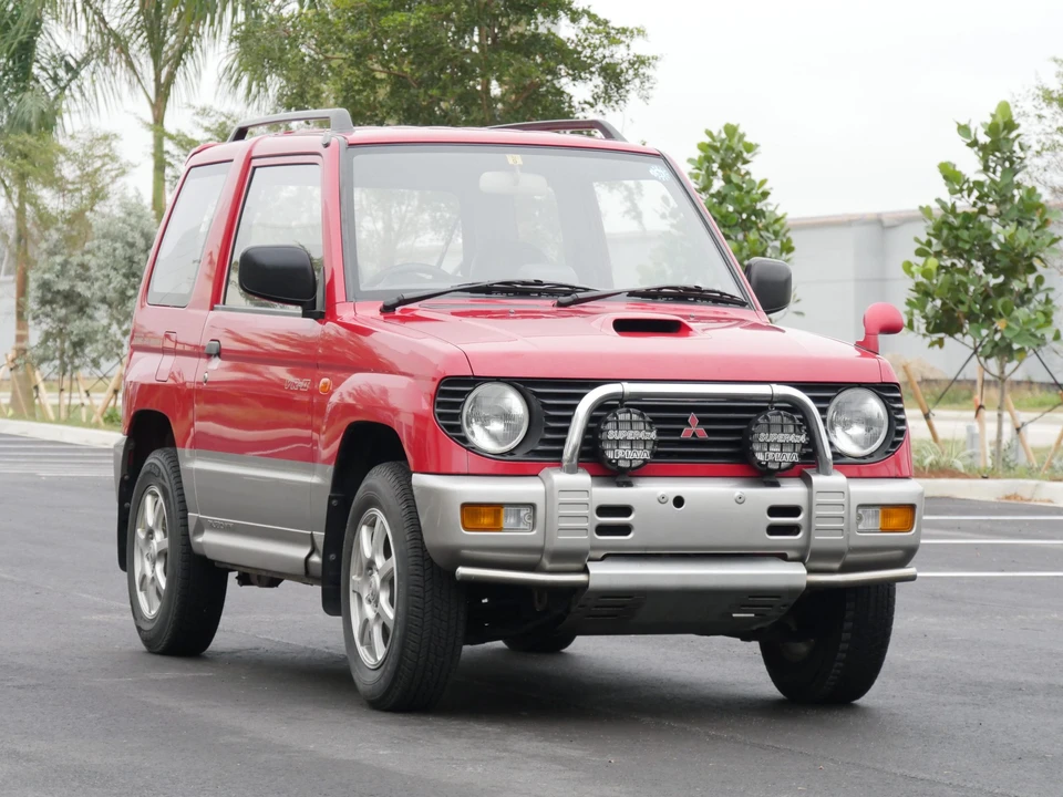 1995 Mitsubishi Pajero/Montero - Image 10 of 31