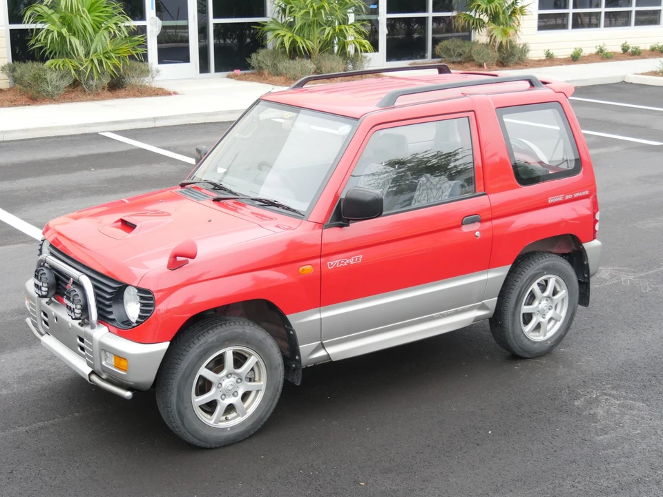 1995 Mitsubishi Pajero/Montero - Image 4 of 31