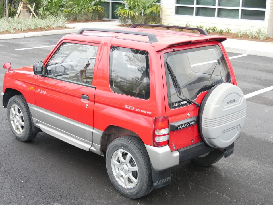 1995 Mitsubishi Pajero/Montero - Image 16 of 31