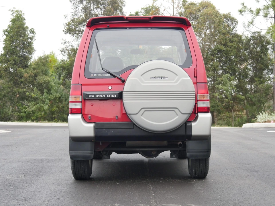 1995 Mitsubishi Pajero/Montero - Image 15 of 31