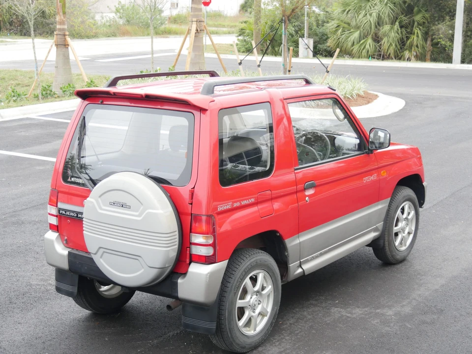 1995 Mitsubishi Pajero/Montero - Image 14 of 31