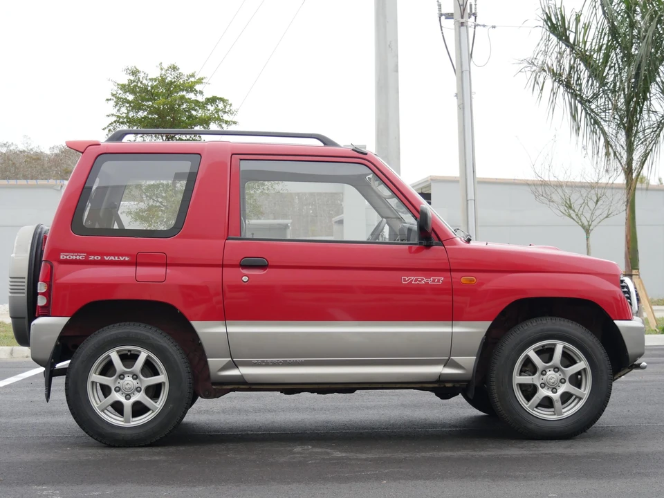 1995 Mitsubishi Pajero/Montero - Image 12 of 31