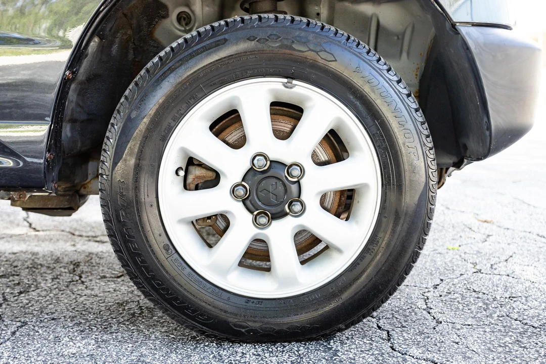 1995 Mitsubishi Pajero/Montero - Image 26 of 31