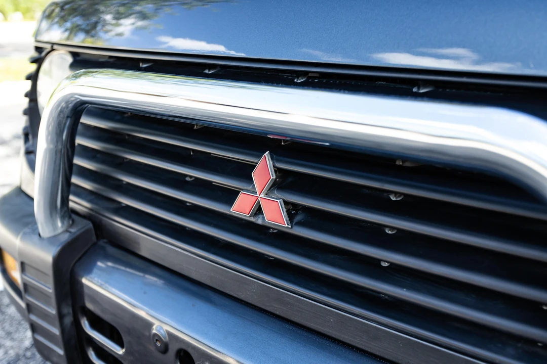 1995 Mitsubishi Pajero/Montero - Image 13 of 31