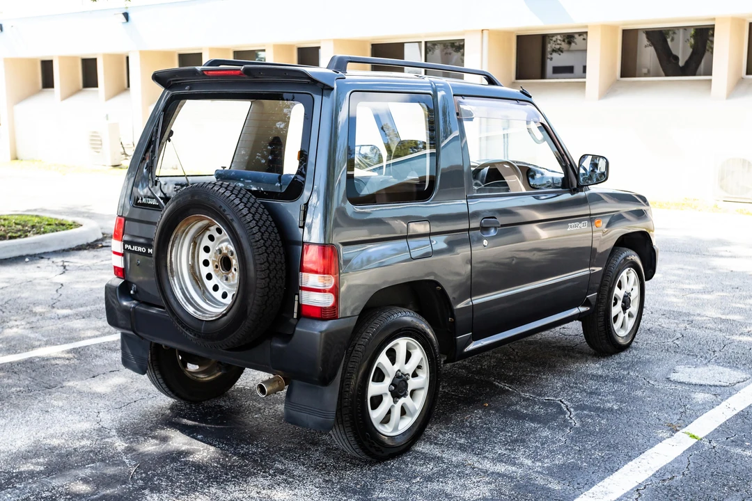 1995 Mitsubishi Pajero/Montero - Image 9 of 31