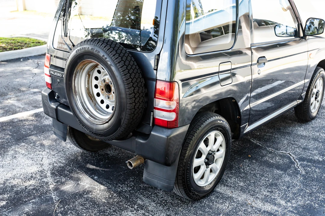 1995 Mitsubishi Pajero/Montero - Image 24 of 31