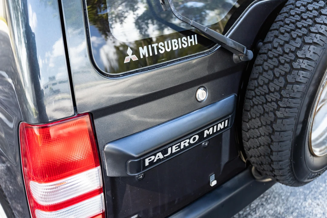 1995 Mitsubishi Pajero/Montero - Image 20 of 31