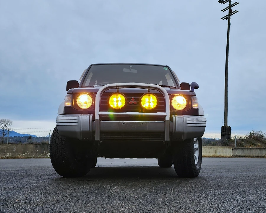 1995 Mitsubishi Pajero/Montero 2nd Gen - Image 2 of 31