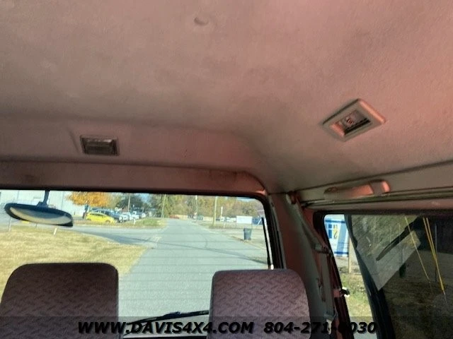 1995 Mitsubishi Delica 4th Gen - Image 20 of 30