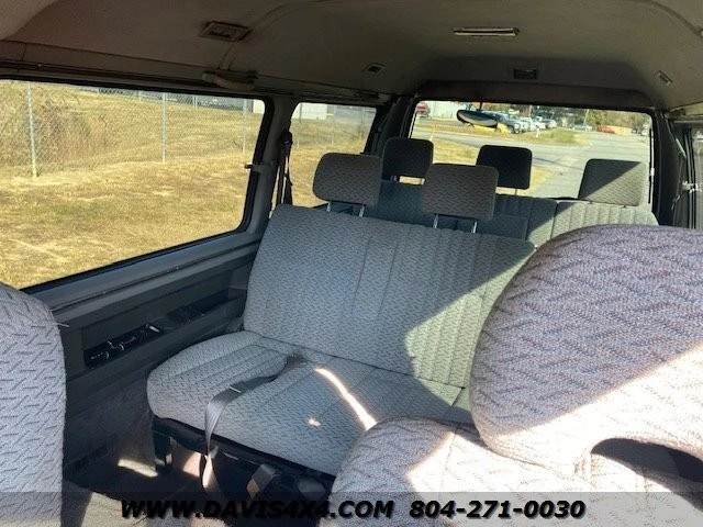 1995 Mitsubishi Delica 3rd Gen - Image 11 of 30