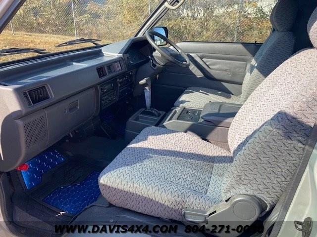 1995 Mitsubishi Delica 3rd Gen - Image 7 of 30