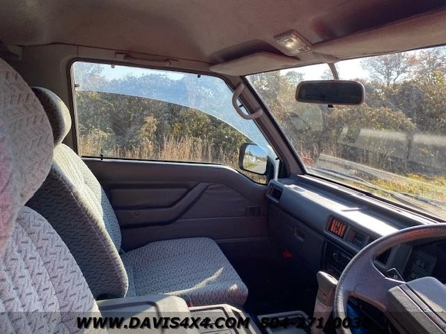 1995 Mitsubishi Delica 3rd Gen - Image 25 of 30