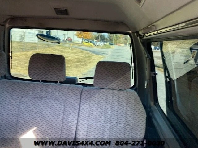 1995 Mitsubishi Delica 3rd Gen - Image 15 of 30