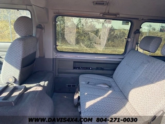 1995 Mitsubishi Delica 3rd Gen - Image 13 of 30