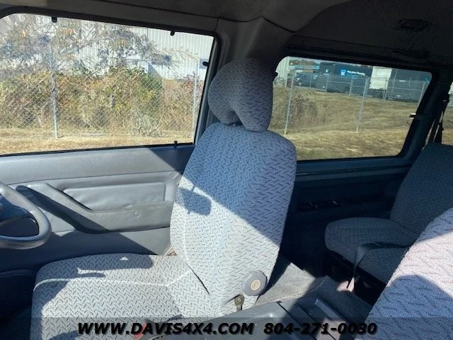 1995 Mitsubishi Delica 3rd Gen - Image 10 of 30