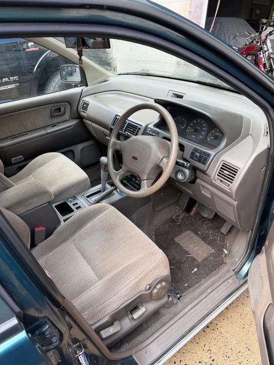 1995 Mitsubishi Chariot 2nd Gen - Image 4 of 8