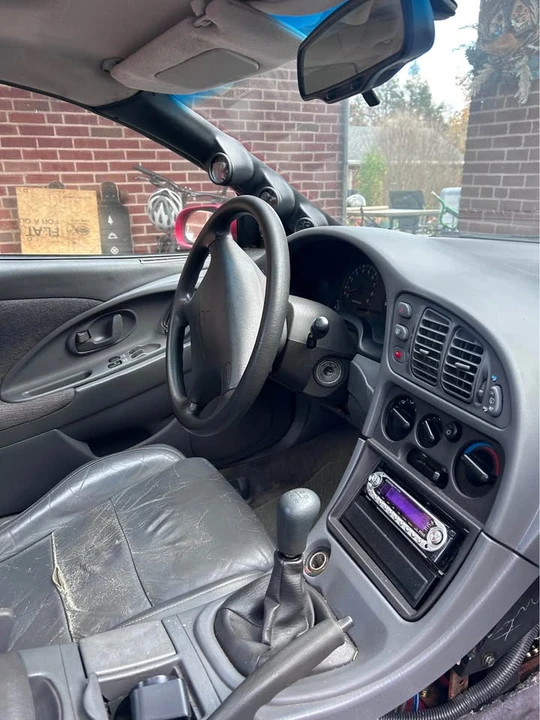 1995 Mitsubishi Eclipse 2nd Gen - Image 9 of 12