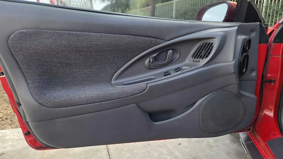 1995 Mitsubishi Eclipse 2nd Gen - Image 15 of 20