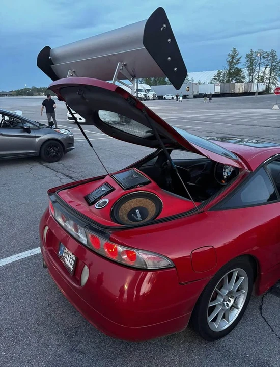 1995 Mitsubishi Eclipse 2nd Gen - Image 12 of 13