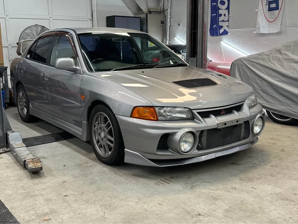 1995 Mitsubishi Lancer Evolution III 5th Gen - Image 2 of 3