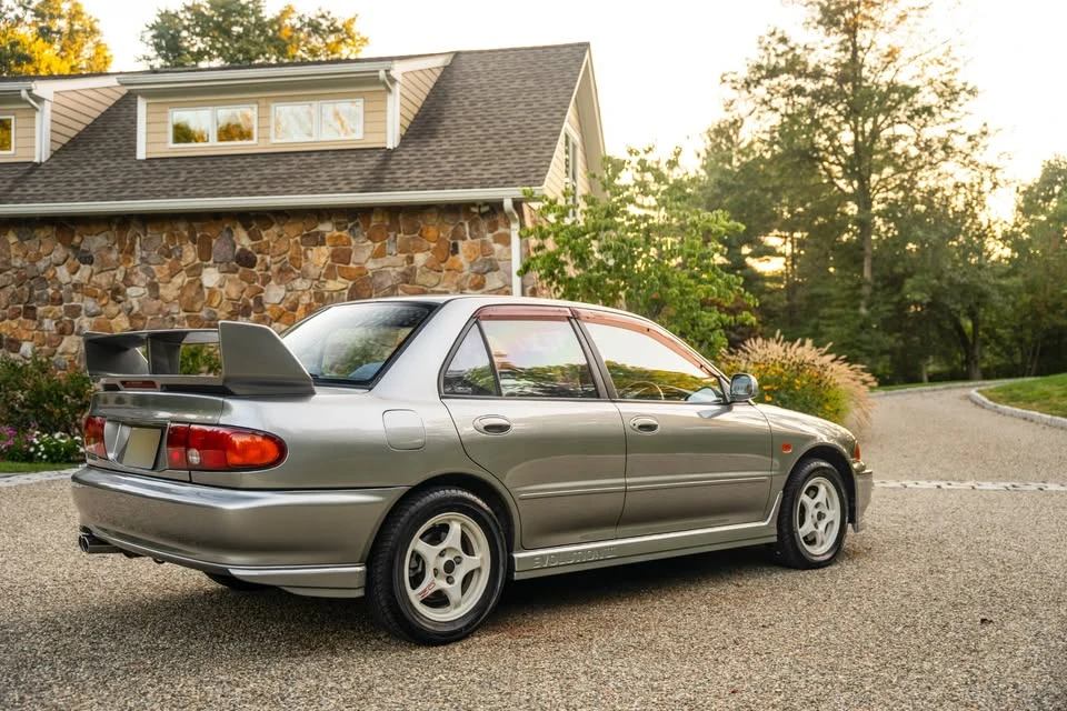 1995 Mitsubishi Lancer Evolution III 5th Gen - Image 4 of 18