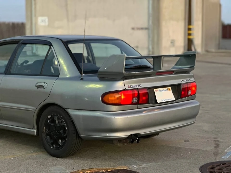 1995 Mitsubishi Lancer Evolution III 5th Gen - Image 2 of 8
