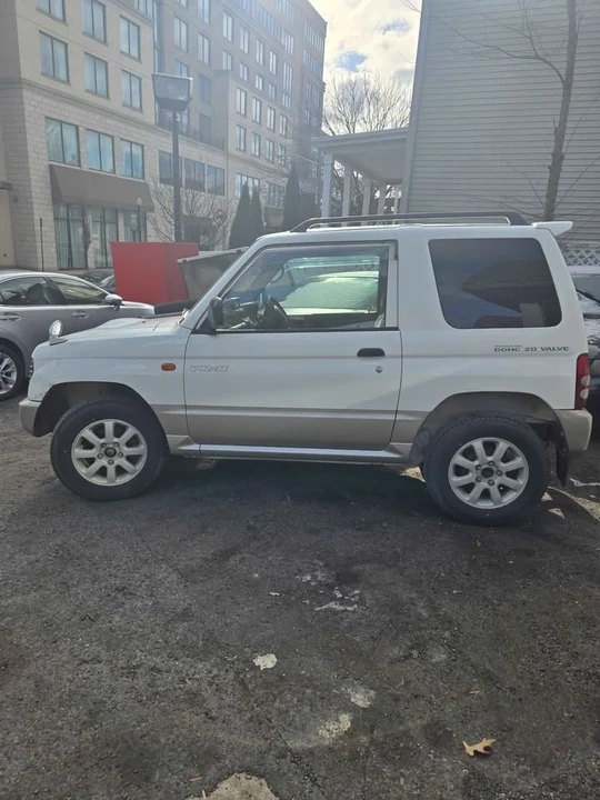 1995 Mitsubishi Pajero/Montero - Image 5 of 7