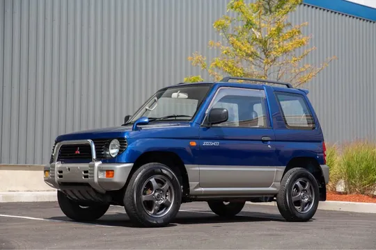 1995 Mitsubishi Pajero Mini