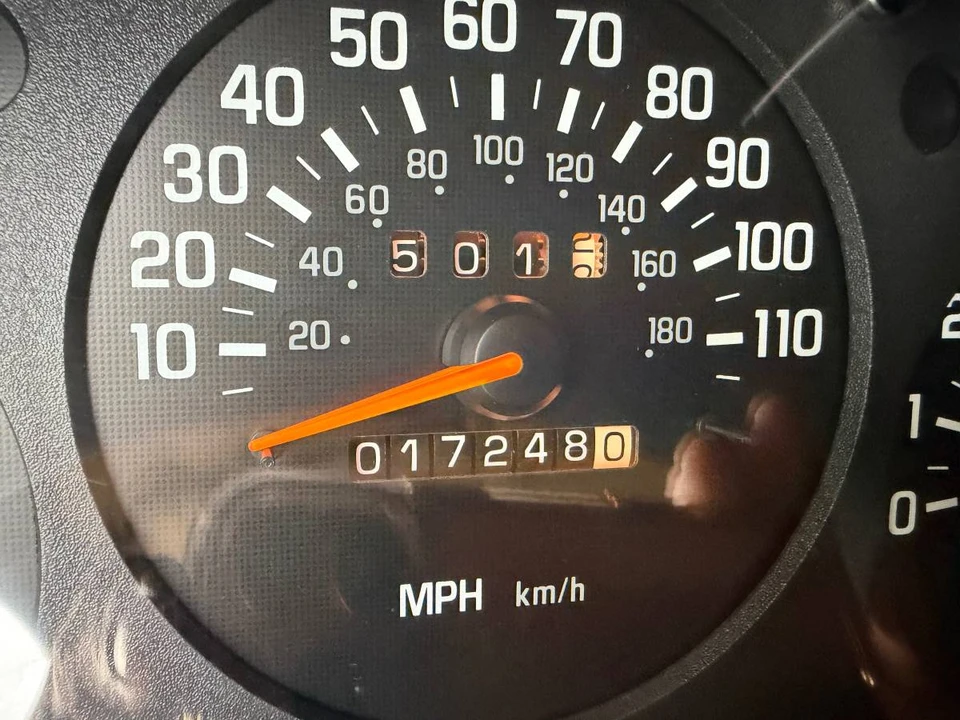 1995 Chevrolet Monte Carlo 5th Gen - Image 8 of 16