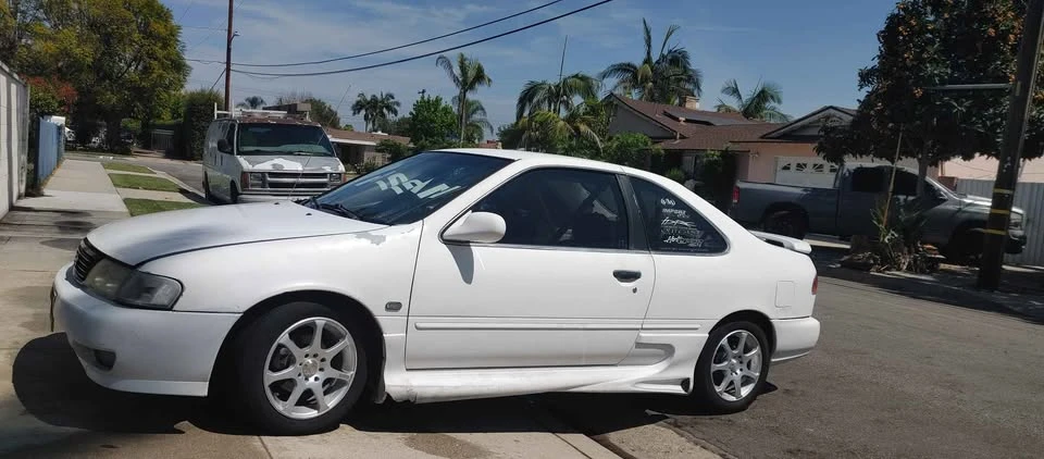 1995 Nissan Sentra 4th Gen - Image 3 of 12