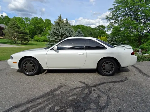 1995 Nissan 240SX SE