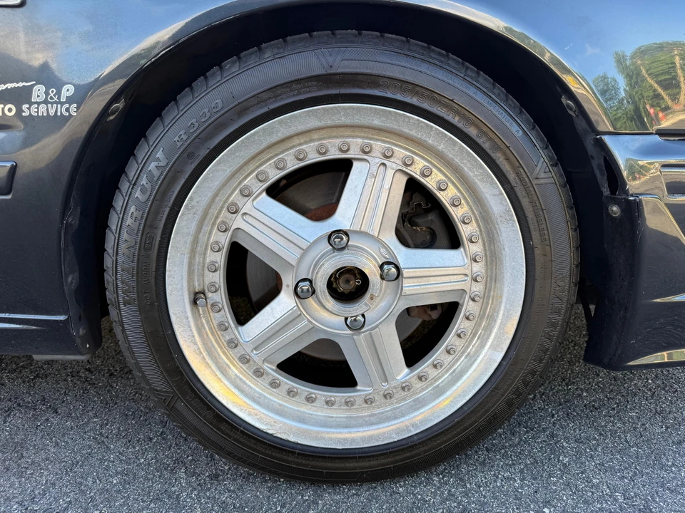 1995 Nissan Avenir 1st Gen - Image 28 of 31
