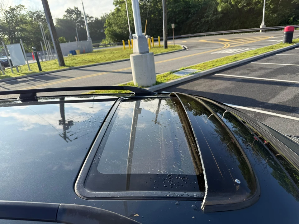 1995 Nissan Avenir 1st Gen - Image 23 of 31