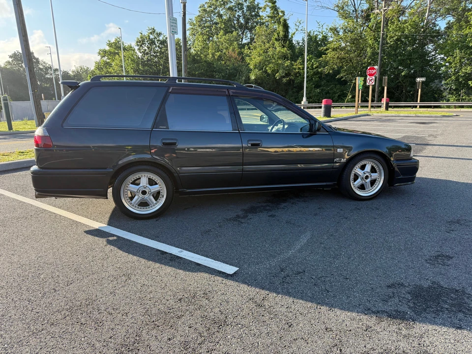 1995 Nissan Avenir 1st Gen - Image 14 of 31