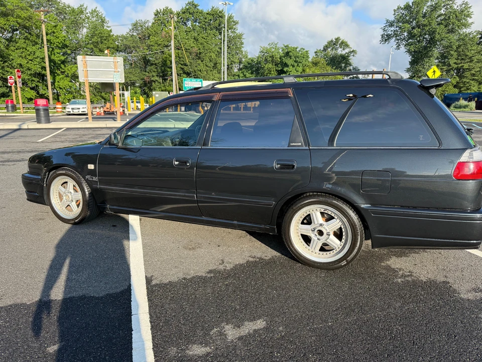 1995 Nissan Avenir 1st Gen - Image 9 of 31