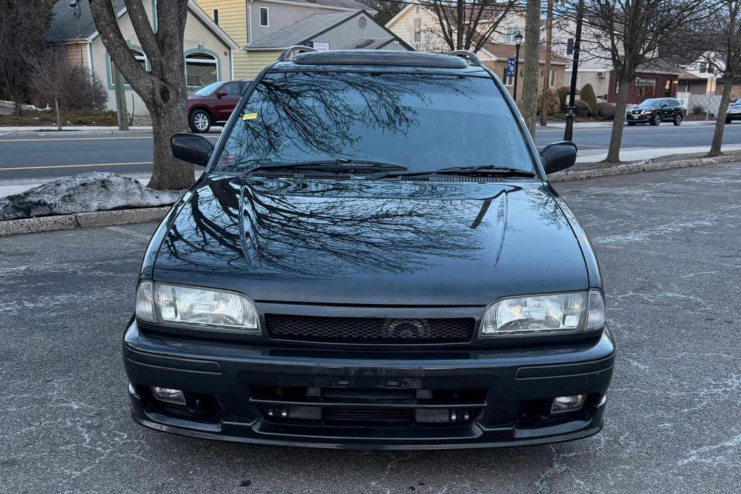 1995 Nissan Avenir 1st Gen - Image 2 of 31