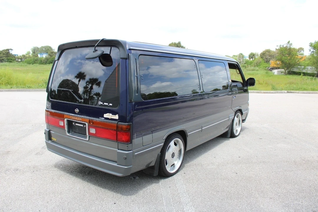 1995 Nissan Caravan 3rd Gen - Image 9 of 12