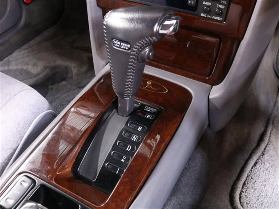 1995 Nissan Cima 2nd Gen - Image 13 of 31