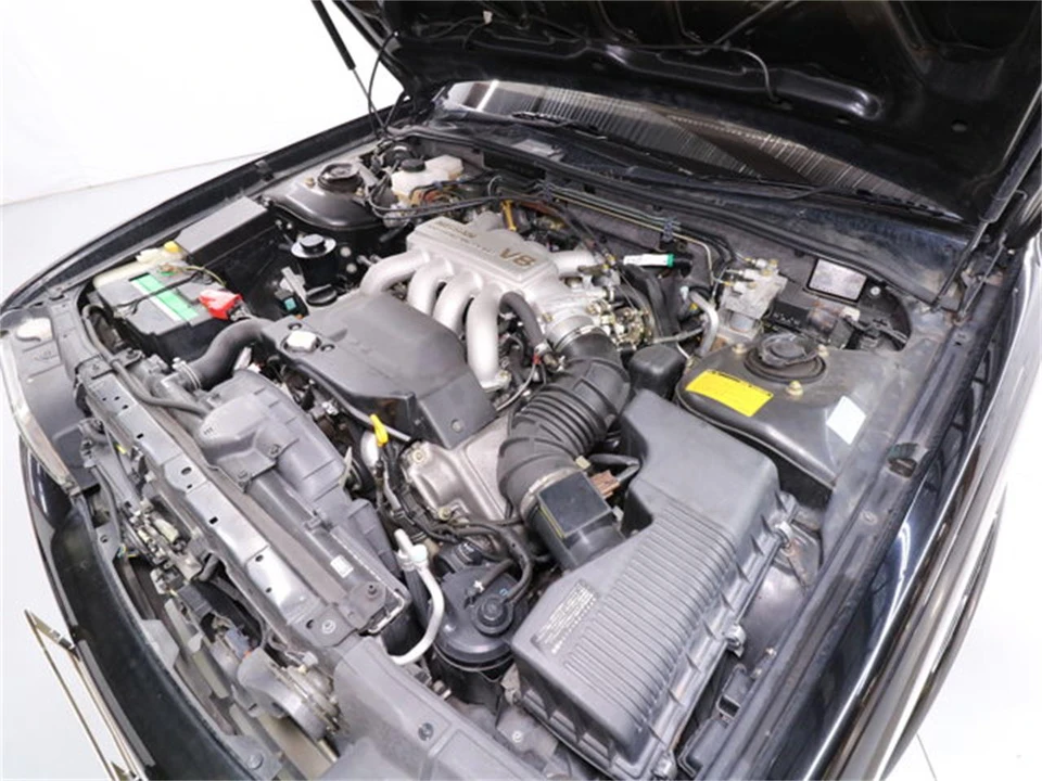 1995 Nissan Cima 2nd Gen - Image 21 of 31