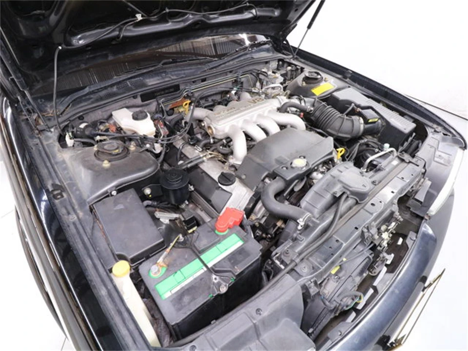 1995 Nissan Cima 2nd Gen - Image 19 of 31