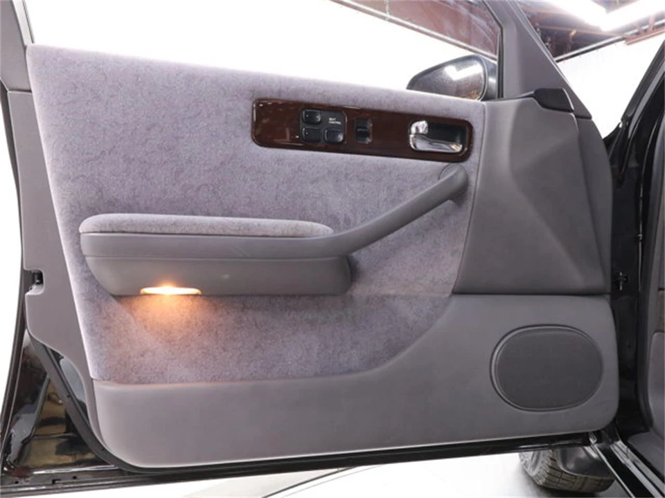 1995 Nissan Cima 2nd Gen - Image 17 of 31