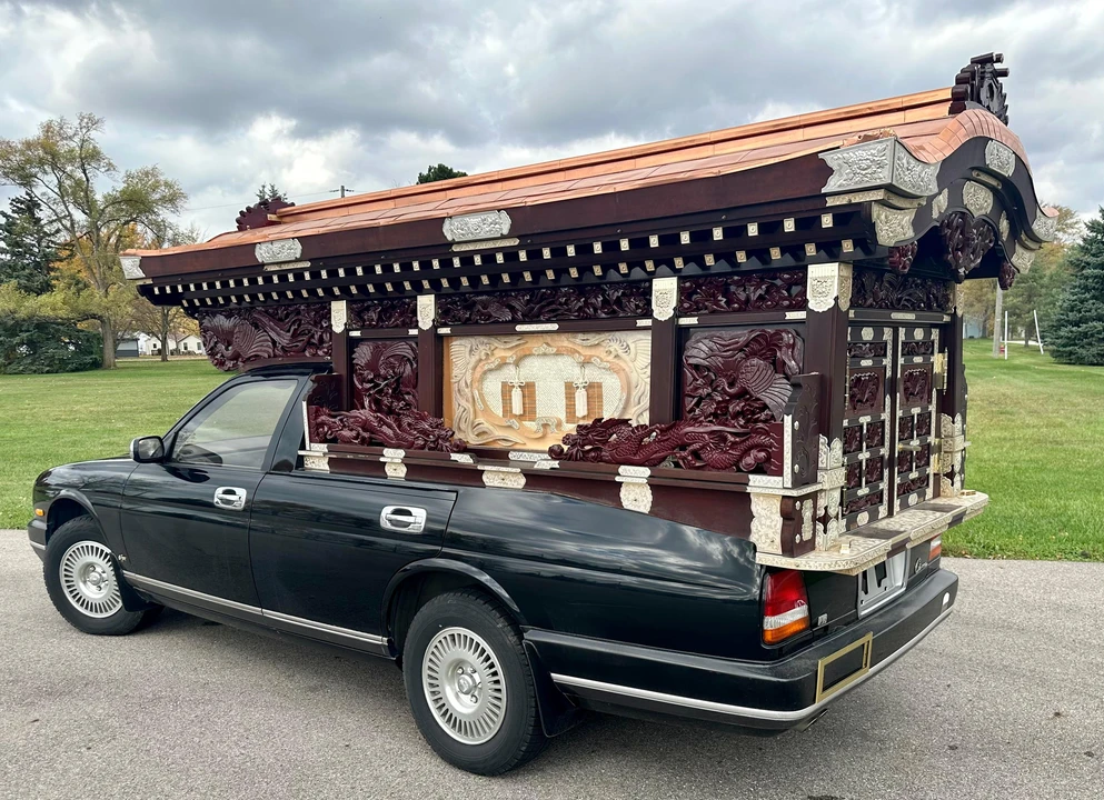 1995 Nissan Cima 1st Gen - Image 19 of 31