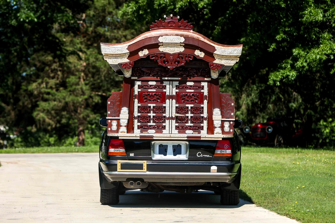 1995 Nissan Cima 2nd Gen - Image 7 of 31