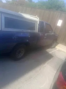 1995 Nissan Frontier King Cab Nismo Pickup 2D 6 ft