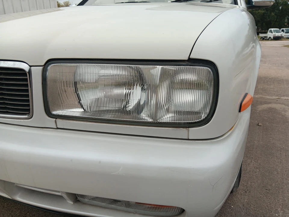 1995 Nissan Gloria 8th Gen - Image 11 of 31