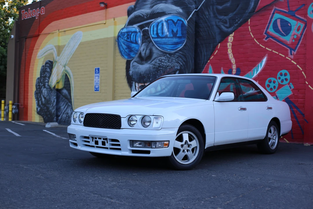 1995 Nissan Gloria 9th Gen - Image 15 of 31